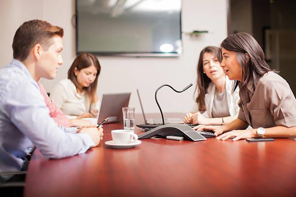 Video conferencing brings low-cost operation to enterprises (2)